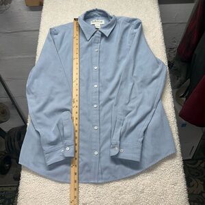 Orvis Classic Blue Button-Up Shirt, extremely soft material, size large